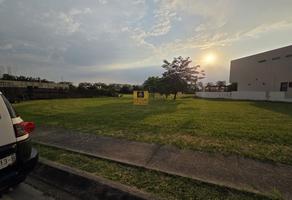 Foto de inmueble en Terreno  Doble en Privada Paraíso Country Club, Col. Paraíso Country Club C.P. 62766, Emiliano Zapata