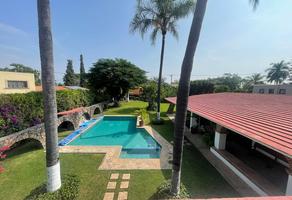 Foto de inmueble en Paseo de Bugambilias, Col. Tabachines C.P. 62498, Cuernavaca