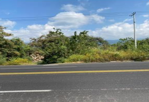 Foto de inmueble en CARRETERA TEPOZTLAN-CUERNAVACA, Col. Tepoztlán Centro C.P. 62520, Tepoztlán