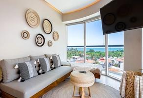 Foto de inmueble en Blvd. Costero Paseo de los Cocoteros, Col. Flamingos C.P. 63732, Bahía de Banderas