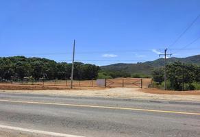 Foto de inmueble en Carretera Tepic puerto vallarta, Col. Las Varas Centro C.P. 63715, Compostela