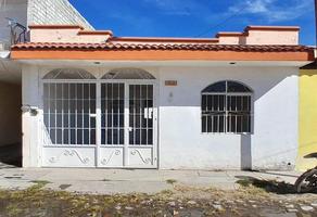 Foto de inmueble en fracc. los tulipanes, Col. Valle Verde 1ra. Sección C.P. 63035, Tepic