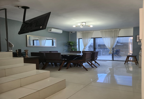 Foto de inmueble en Holanda, Col. Arbado Castañares C.P. 66610, Apodaca