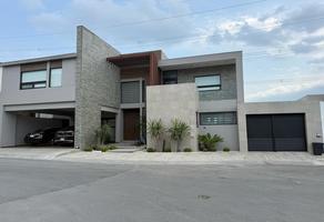 Foto de inmueble en Venta Casa de 750 m2 en Fracc. Vistancia 2° - Carretera Nacional Monterrey - 5 Recámaras | Jacuzzi, Col. Balcones de Las Mitras 2 Sector C.P. 64117, Monterrey