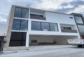 Foto de inmueble en Versalles, Col. Fraccionamiento Cumbres de Santiago C.P. 67303, Santiago