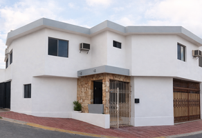 Foto de inmueble en CUMBRES 3O SECTOR, Col. Las Cumbres 3 Sector C.P. 64610, Monterrey