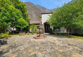 Foto de inmueble en San Joaquin, Col. Las Misiones C.P. 67302, Santiago
