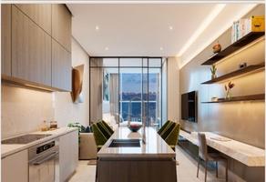Foto de inmueble en Av. Constitucion, Col. Obispado C.P. 64060, Monterrey