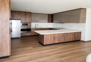 Foto de inmueble en Av Miguel Aleman, Col. Privadas la Huasteca C.P. 66354, Santa Catarina