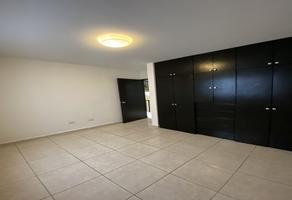 Foto de inmueble en Paseo del mirador, Col. Valle de La Sierra C.P. 66165, Santa Catarina