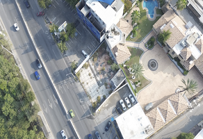 Foto de inmueble en Av Ignacio Morones Prieto, Col. Zona de Los Callejones C.P. 66228, San Pedro Garza García