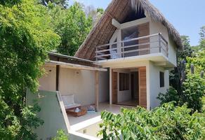 Foto de inmueble en Arroyo 3, Col. Playa Zipolite C.P. 70904, San Pedro Pochutla