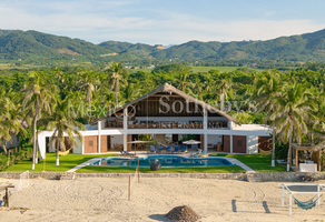 Foto de inmueble en Los Naranjos, Col. Santa Maria Colotepec C.P. 70937, Santa María Colotepec