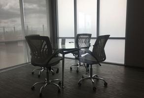 Foto de inmueble en AV. DE LA SALVACION, Col. Balcones Coloniales C.P. 76140, Querétaro