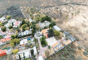 Foto de inmueble en Avenida cantera, Col. Campestre Huertas la Joya C.P. 76235, Querétaro