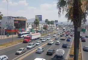 Foto de inmueble en Av 5 de febrero, Col. Centro C.P. 76000, Querétaro