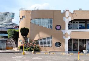 Foto de inmueble en Bernardo Quintana Frente a HEB, Col. Colinas del Parque C.P. 76140, Querétaro