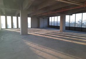Foto de inmueble en Avenida Paseo Monte Miranda, Col. Del Panteón C.P. 76240, El Marqués