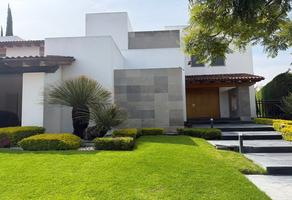 Foto de inmueble en AV. El Campanario, Col. El Campanario C.P. 76146, Querétaro