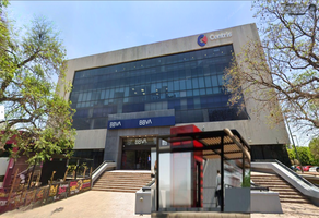Foto de inmueble en Av. Constituyentes, Col. El Carrizal C.P. 76030, Querétaro