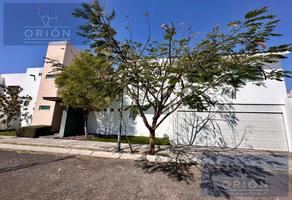 Foto de inmueble en Casa Venta Grande Salida Facil Plaza Constituyentes Corregidora Queretaro, Col. Hacienda Real Tejeda C.P. 76904, Corregidora
