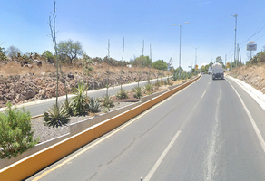 Foto de inmueble en carretera a chichimequillas, Col. Independencia (San José el Alto) C.P. 76147, Querétaro