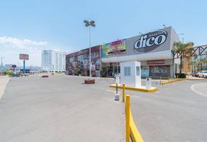 Foto de inmueble en Prolongación Bernardo Quintana, Col. Las Plazas C.P. 76140, Querétaro