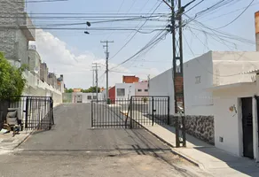 Foto de inmueble en Cto Sierra Morena #152, Col. Loma IX C.P. 76116, Querétaro
