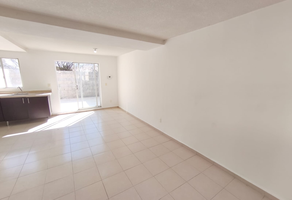 Foto de inmueble en LA CASA HABITACION MARCADA CON EL NUMERO 47 CUARENTA Y SIETE, SUJETA AL REGIMEN DE PROPIEDAD EN COND, Col. Real Solare C.P. 76246, El Marqués