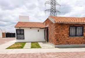 Foto de inmueble en , Col. San Pedro Ahuacatlan C.P. 76810, San Juan del Río