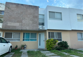 Foto de inmueble en Av la joya, Col. Santa María Magdalena C.P. 76137, Querétaro