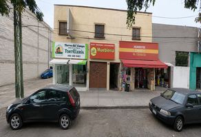 Foto de inmueble en Av de la piedra, Col. Satélite C.P. 76110, Querétaro