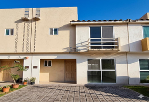 Foto de inmueble en Blvd. Hacienda la Gloria, Col. Tlacote El Bajo C.P. 76229, Querétaro
