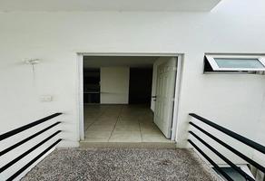 Foto de inmueble en CTO. CANTO MURANO, Col. Tres Cantos Residencial C.P. 76235, Querétaro