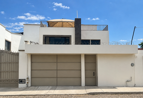 Foto de inmueble en Avenida 5 Poniente, Col. Vegas del Río C.P. 76803, San Juan del Río
