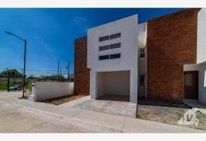 Foto de inmueble en Avenida Del Ferrocarril, Col. Vegas del Río C.P. 76803, San Juan del Río