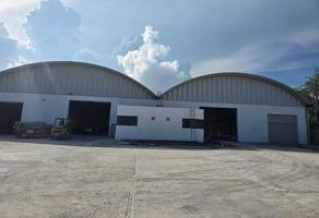 Foto de inmueble en AV. HUAYACAN, Col. Cancún Centro C.P. 77500, Benito Juárez