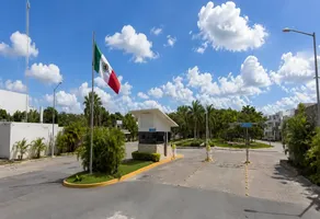 Foto de inmueble en Fuente de Neptuno #17, Col. Cancún (Internacional de Cancún) C.P. 77569, Benito Juárez
