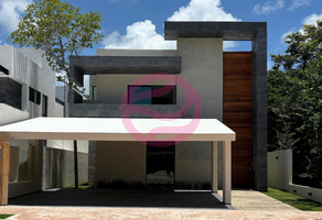 Foto de inmueble en Boulevard Luis Donaldo Colosio, Col. Lagos del Sol C.P. 77533, Benito Juárez