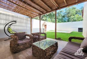 Foto de inmueble en Venta Casa CON Alberca Cerca DE Universidades Playa DEL Carmen, Col. Playa del Carmen C.P. 77710, Solidaridad