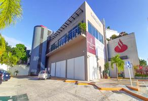 Foto de inmueble en Edificio Comercial en Venta Plaza Kabah 76 Cancun, Col. Supermanzana 113 C.P. 77500, Benito Juárez