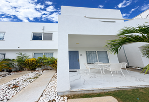 Foto de inmueble en Bahia Azul, Col. Supermanzana 4 A C.P. 77500, Benito Juárez