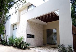 Foto de inmueble en Ave Tulum ote mza, Col. Tulum Centro C.P. 77780, Tulum