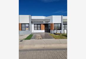 Foto de inmueble en Circuito Lago de Colón #209, Col. Los Lagos C.P. 78397, San Luis Potosí