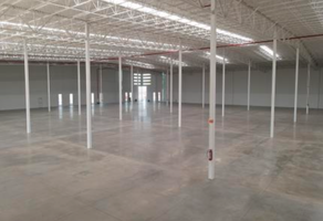 Foto de inmueble en Av. Santiago Poniente, Col. Zona Industrial C.P. 78395, San Luis Potosí