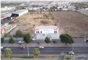 Foto de inmueble en Calz. Aeropuerto #5870, Col. Bugambilias C.P. 80145, Culiacán
