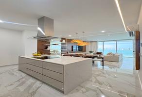 Foto de inmueble en Paseo Claussen, Col. Centro C.P. 82000, Mazatlán