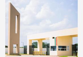 Foto de inmueble en Av. Bicentenario #Mz1  Lote 4 , Col. Puerta Real C.P. 86287, Centro