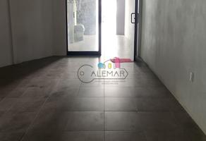 Foto de inmueble en Local EN Venta Plaza Laguna EN Planta Baja, Col. Anáhuac C.P. 89180, Tampico