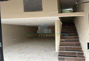 Foto de inmueble en Local Comercial EN Plaza Palmas, Zona Dorada DE Tampico, Col. Tampico Centro C.P. 89000, Tampico